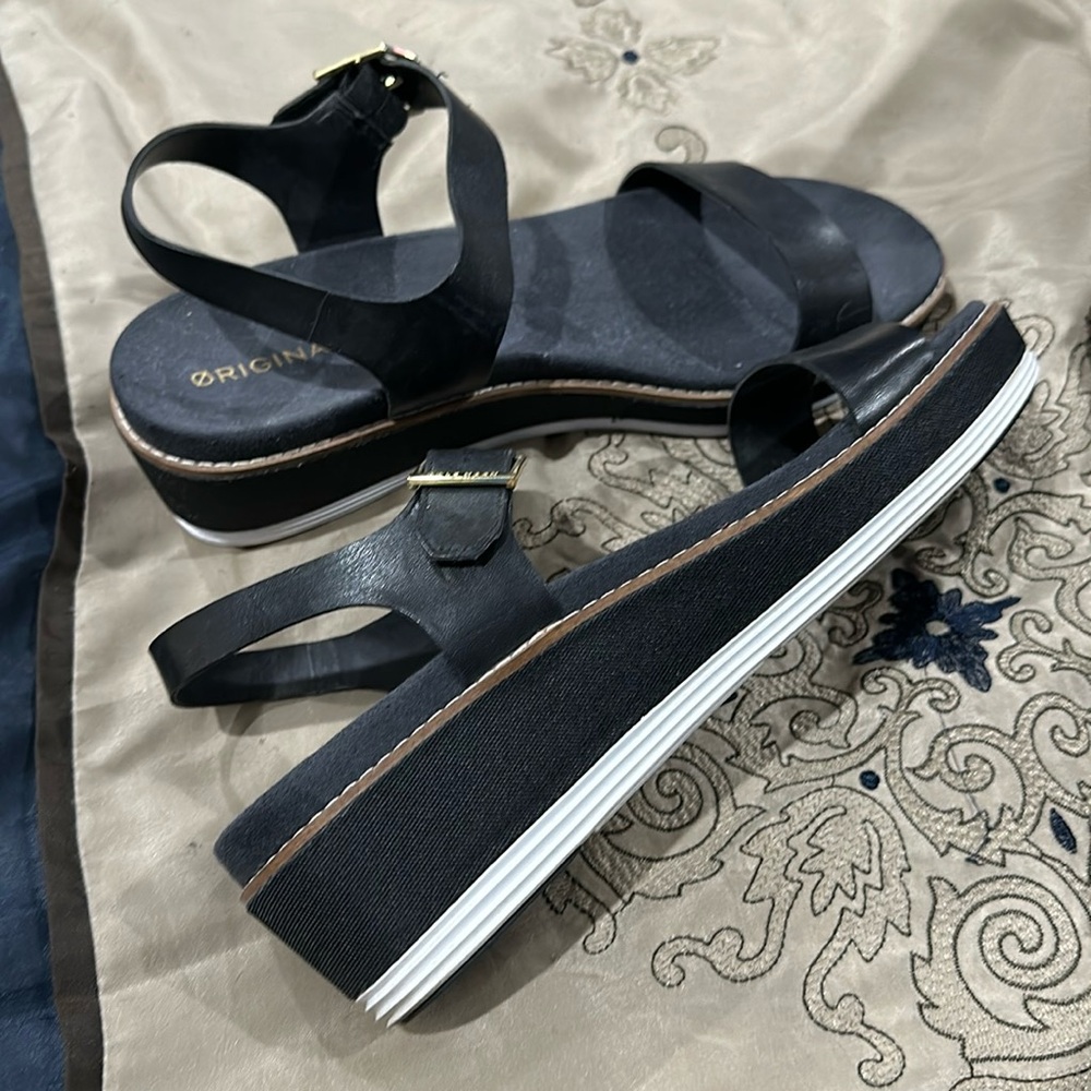 Womens cole haan sandals